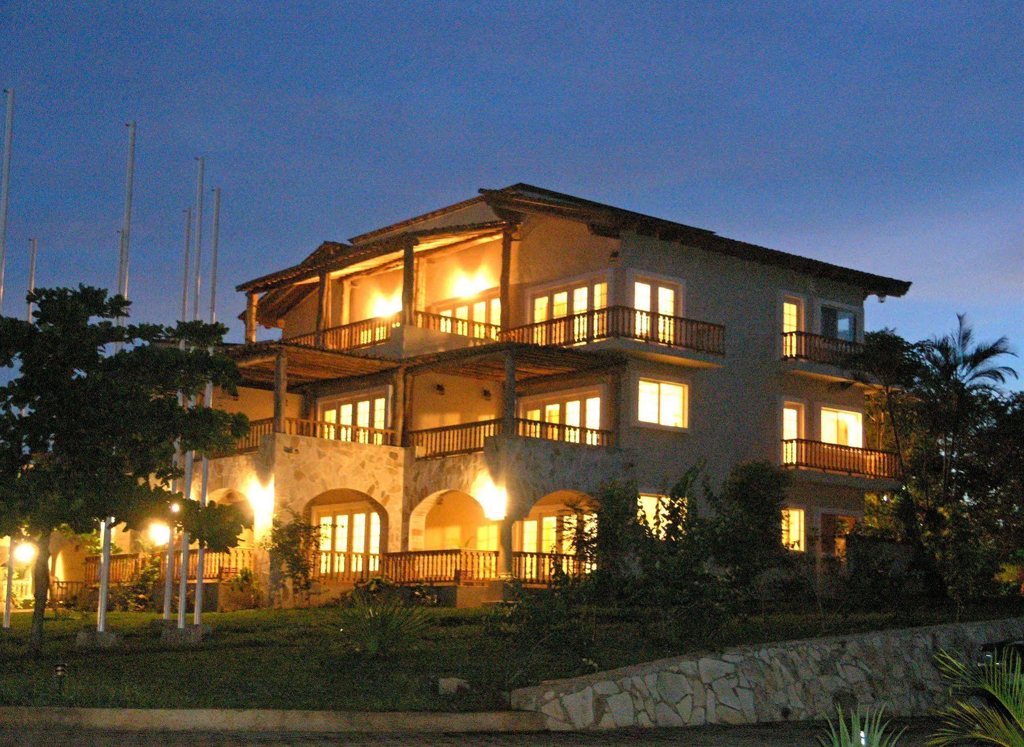 Marina Puesta Del Sol Hotell Aposentillo Eksteriør bilde